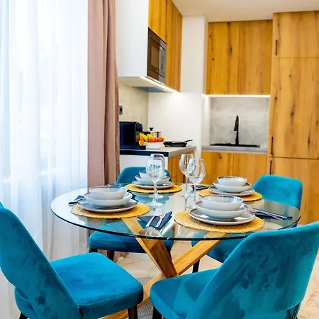 Apartment Polejanov Raslog