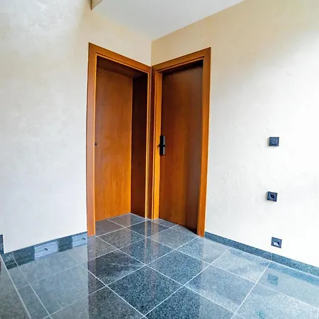 Polejanov Apartamento Razlog